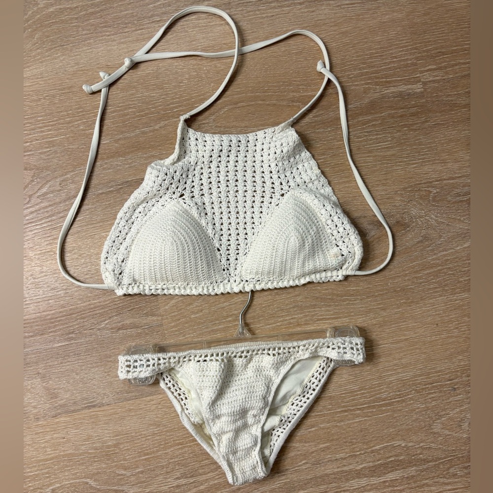 Billabong Off-White Crochet Bikini